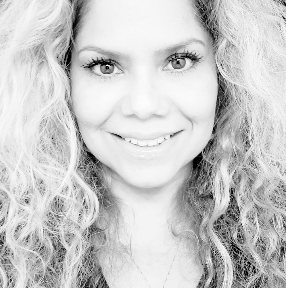 Meet your Posher, Nohemi